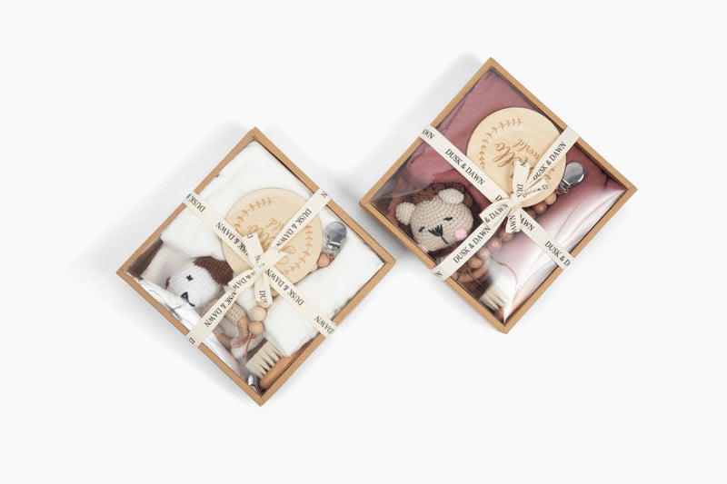 Welcome Baby Gift Box - Charming 6-Piece Set for Newborns: White
