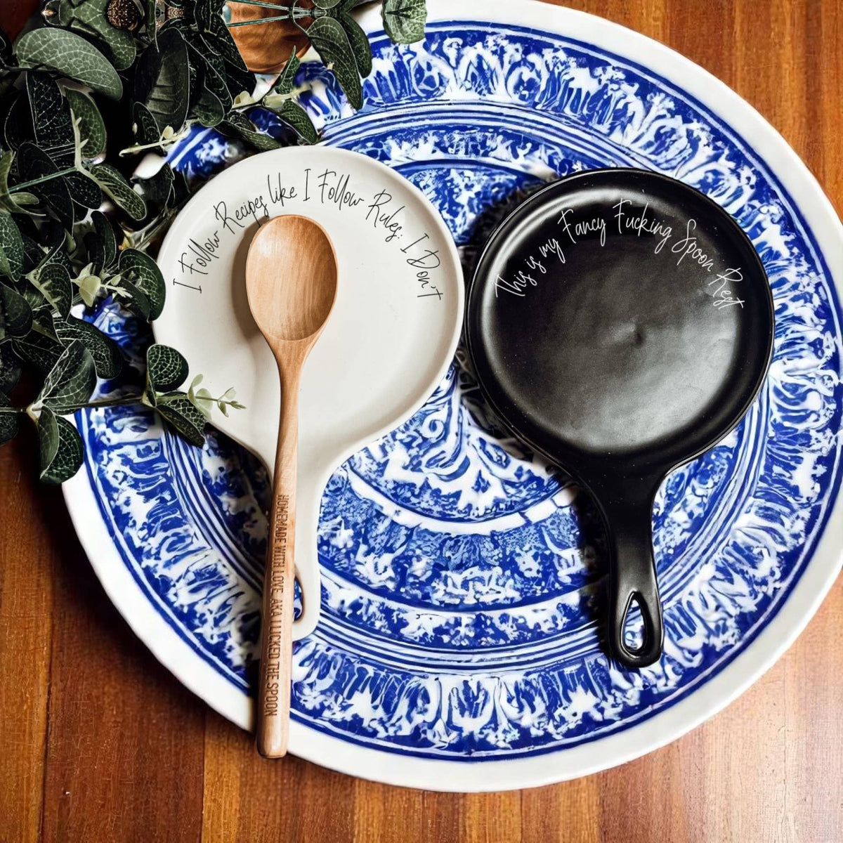 Sarcastic Kitchen Decor | Spoon Rest + Wooden Spoon Gift Set: Mom's Kitchen-BLACK / Dark Wood